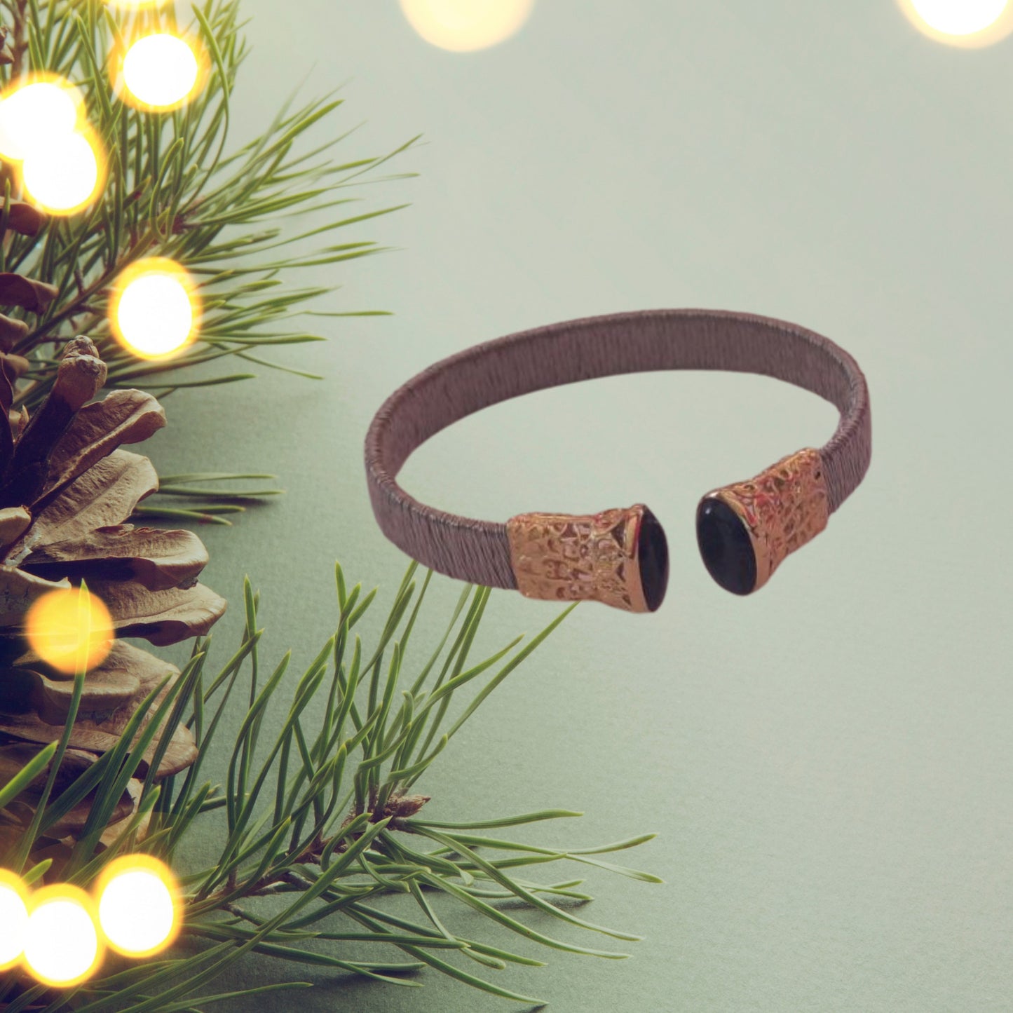 Pulsera de Acero y Oro con Incrustación de 2 Piedras Preciosas de Color Azul - JOYERIA AMAZ JOYAS