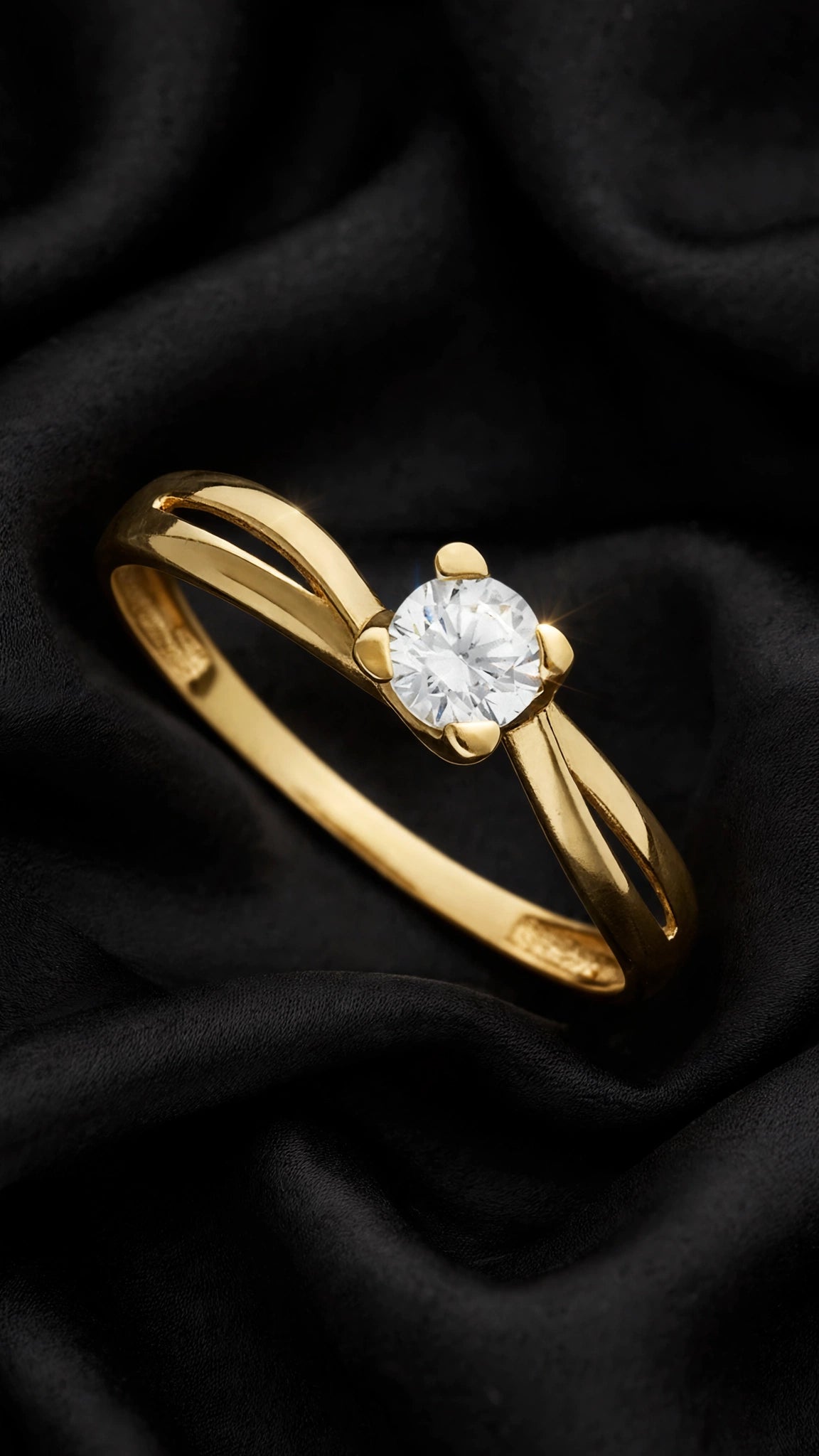 Sortija Oro 18K con circonita