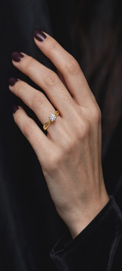 Sortija Oro 18K con circonita